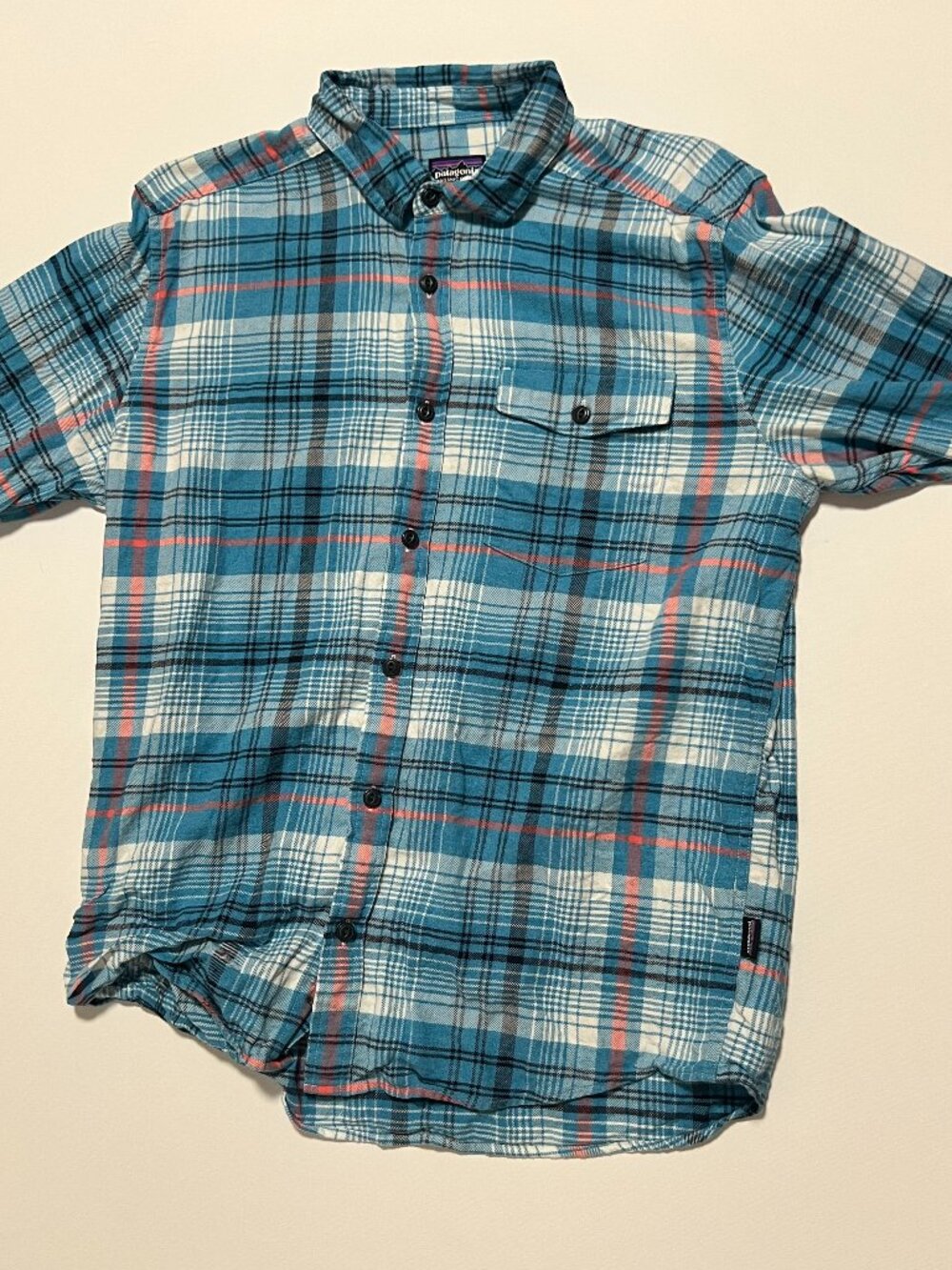 Patagonia Organic Cotton Flannel Shirt Long Sleeve Plaid Blue Men's size Medium